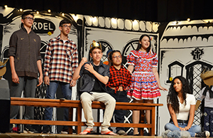 Sarau Literomusical do Objetivo Luís Goes encanta o público com o espetáculo Cordel Encantado